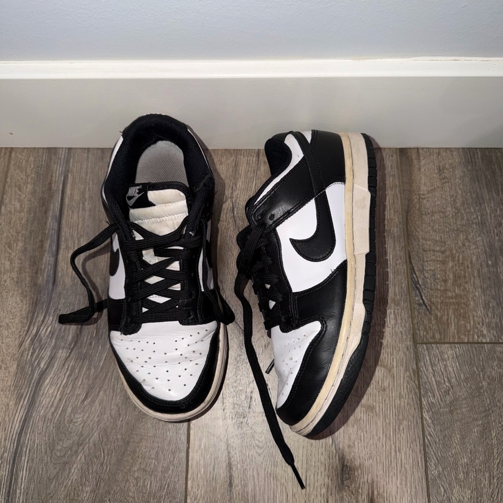 Nike Dunk Low Panda Black/White Sneakers